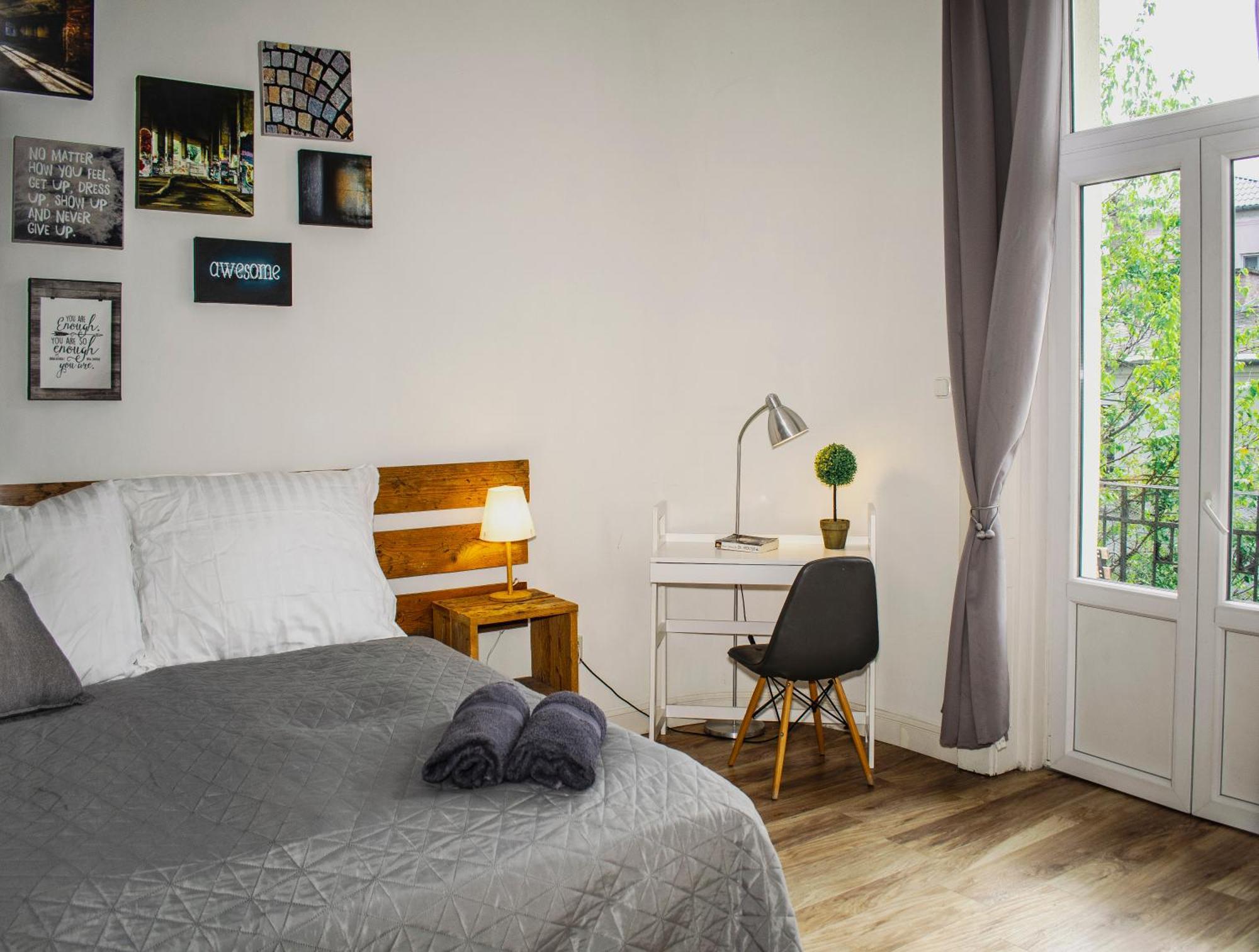 3 Room Apartment In The Beautiful Street Budapest Eksteriør bilde